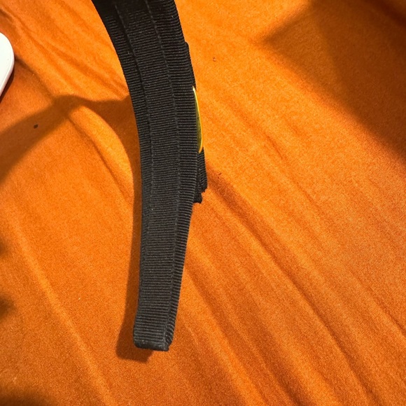 Ferragamo Black and Gold Headband - Picture 5 of 7